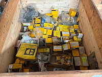 Caterpillar diverse onderdelen - afbeelding 1 van  5