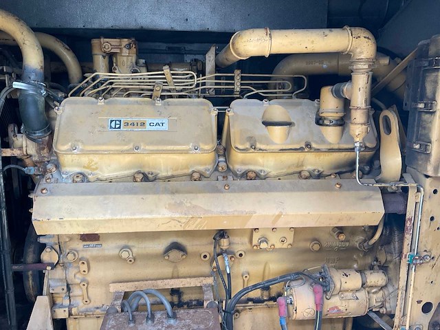 Caterpillar generator opstelling in container - afbeelding 11 van  13