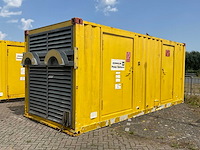 Caterpillar generator opstelling in container - afbeelding 1 van  17