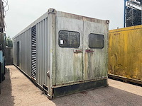Caterpillar generator opstelling in container - afbeelding 1 van  13