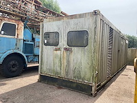 Caterpillar generator opstelling in container - afbeelding 6 van  13