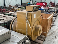 Caterpillar generator - afbeelding 1 van  6
