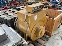 Caterpillar generator - afbeelding 2 van  6