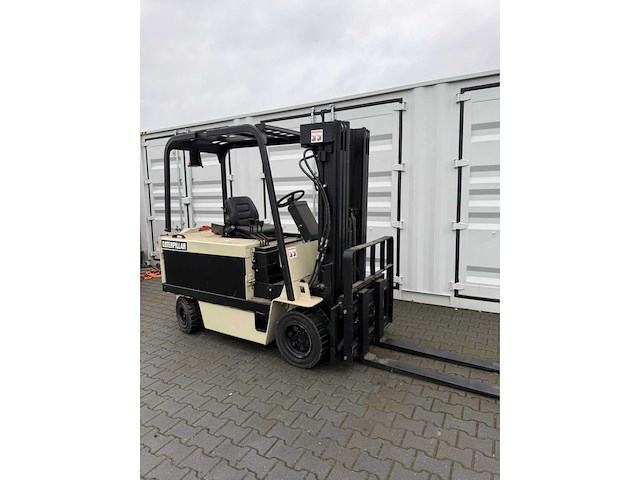Caterpillar heftrucks - afbeelding 1 van  6