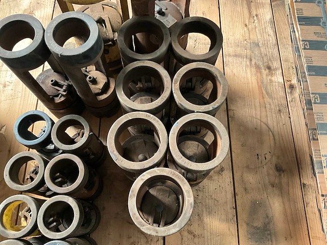 Caterpillar kruiskop (20x) "float valves flapper type" - afbeelding 4 van  5