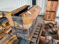 Caterpillar motorblok - afbeelding 1 van  4