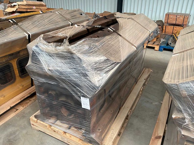 Caterpillar motorblok - afbeelding 1 van  4