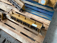 Caterpillar nokkenas deel - afbeelding 1 van  3