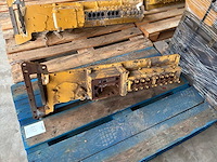 Caterpillar nokkenas - afbeelding 3 van  3