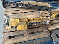 Caterpillar nokkenas - afbeelding 3 van  3