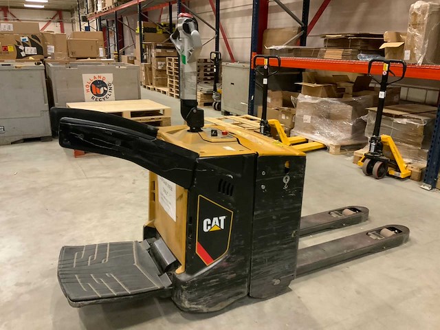 Caterpillar npv20n2 elektrische palletwagen - afbeelding 2 van  7