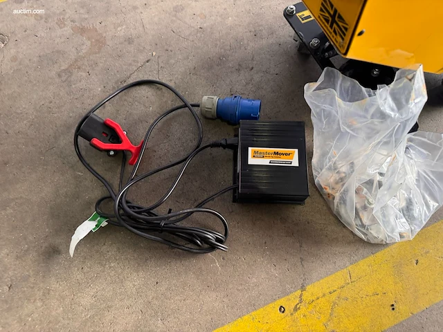 Caterpillar sm100 plus elektrische trekker - afbeelding 7 van  12