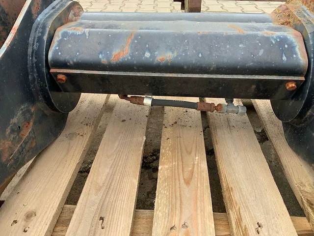 Caterpillar snelwissel - afbeelding 6 van  7