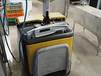 Caterpillar - afbeelding 3 van  9