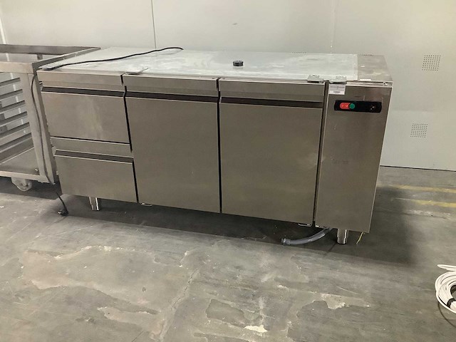 Catertech - txpg3009 - refrigerated table - afbeelding 1 van  4