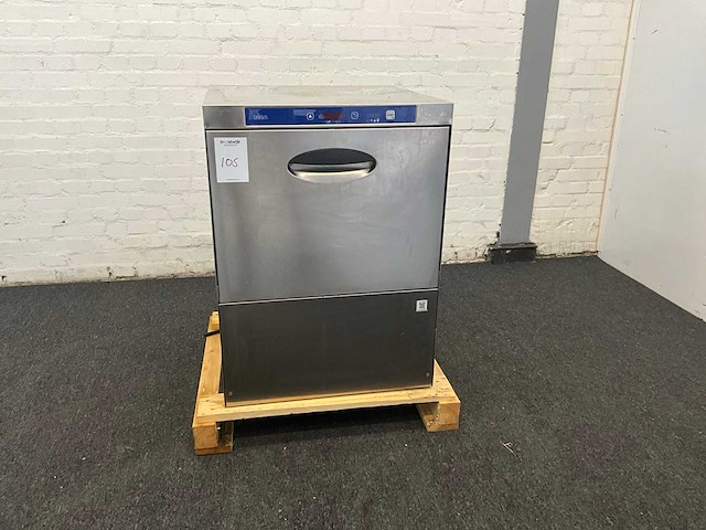 Catertech korvenvaatwasmachine - afbeelding 1 van  10