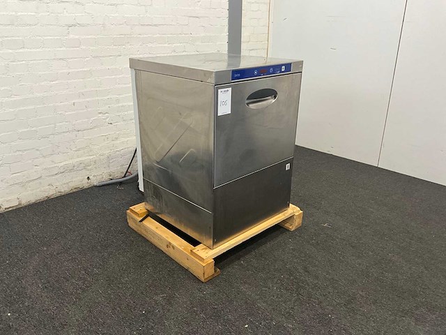 Catertech korvenvaatwasmachine - afbeelding 5 van  10