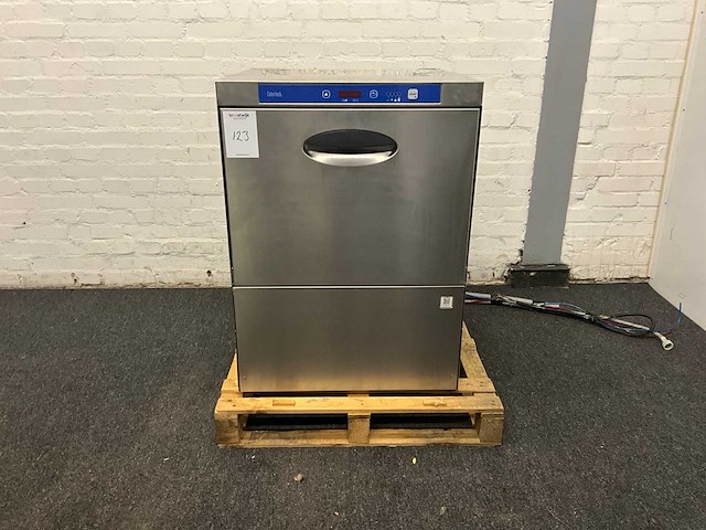 Catertech korvenvaatwasmachine - afbeelding 4 van  10