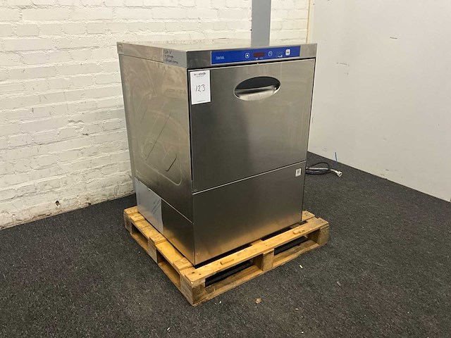Catertech korvenvaatwasmachine - afbeelding 5 van  10