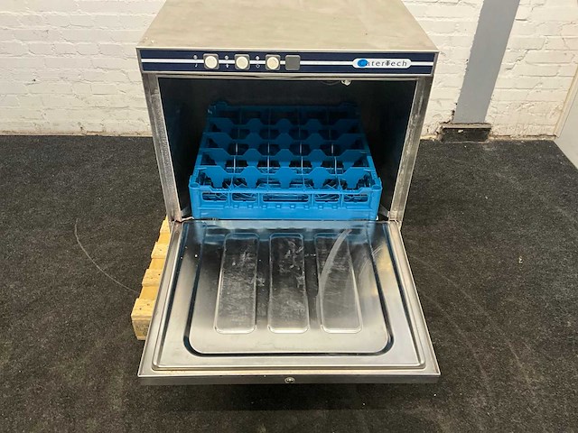 Catertech korvenvaatwasmachine - afbeelding 8 van  10