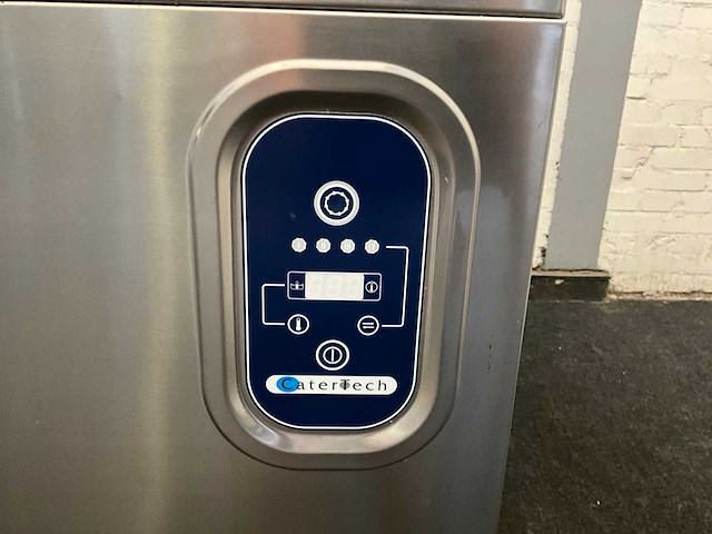Catertech korvenvaatwasmachine - afbeelding 6 van  10