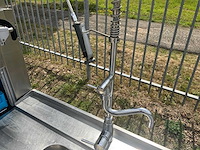 Catertech korvenvaatwasmachine+aan/afvoertafel - afbeelding 9 van  11