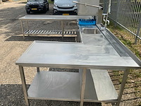 Catertech korvenvaatwasmachine+aan/afvoertafel - afbeelding 11 van  11