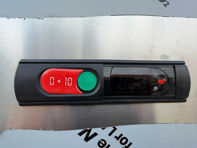 Catertech ongebruikt - dubbeldeurs 1400l - koelkast - afbeelding 6 van  8