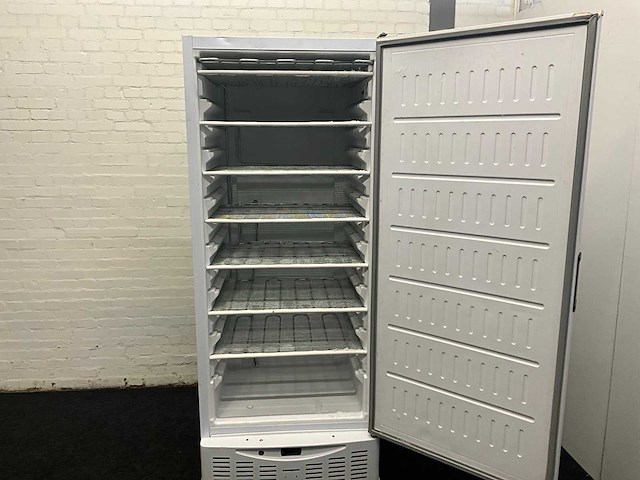 Catertech vriezer - afbeelding 8 van  9
