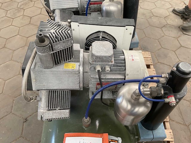 Cattani ct-38 luchtcompressor - afbeelding 11 van  12