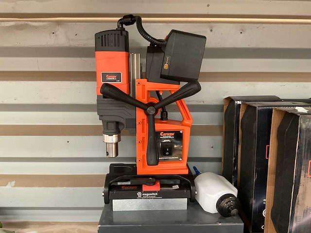 Cayken dc-35 magneet kolomboormachine - afbeelding 1 van  4