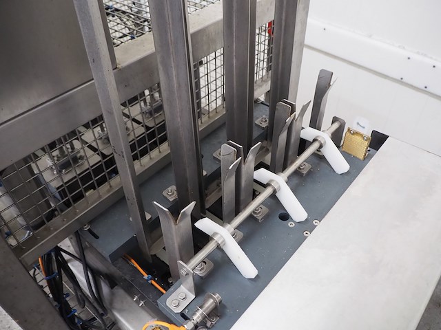 Cb equipments - afbeelding 9 van  14