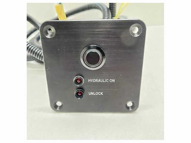 Cbn hydraulic switch panel 24v - 46430e - afbeelding 2 van  4
