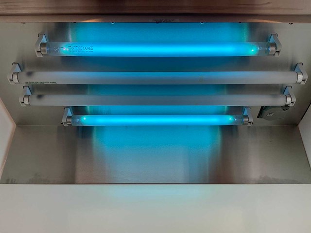 Cbs scientific p-030-202 licht/uv-kast - afbeelding 7 van  8