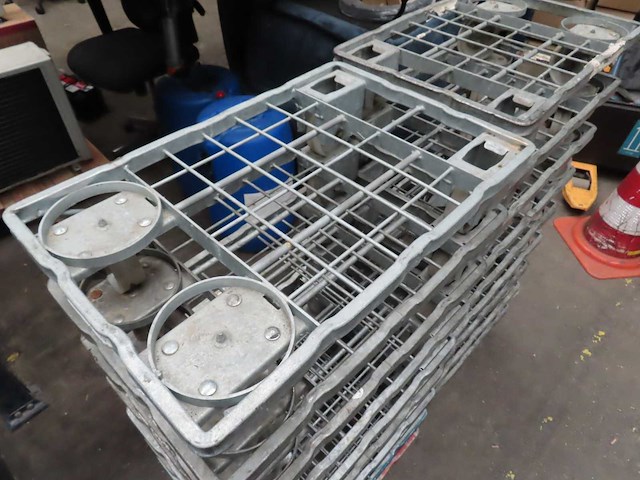 Cc - kratdolley (18x) - afbeelding 1 van  3