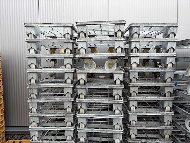 Cc trolley (12x) - afbeelding 1 van  6