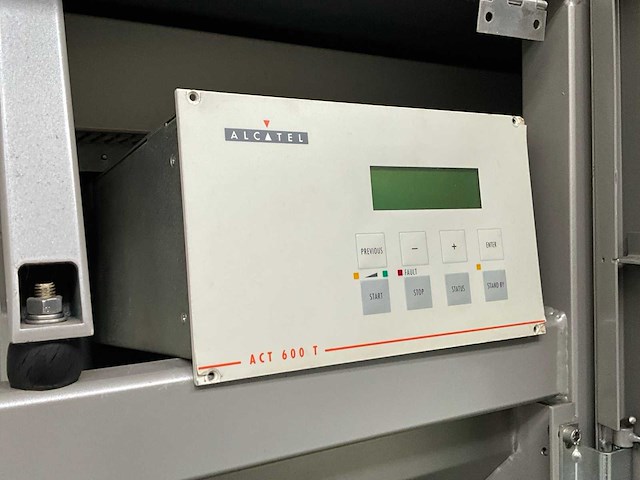 Cd miniliner 2006 vdl odms good/reject miniliner ( unit cd 2012/00) automatische inspectie en sorteersysteem - afbeelding 10 van  14