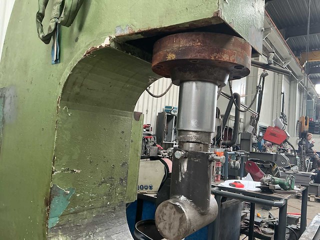 Cdw0010 hydraulische c-frame persmachine - afbeelding 5 van  24