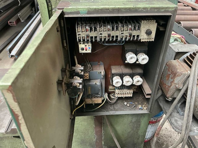 Cdw0010 hydraulische c-frame persmachine - afbeelding 8 van  22