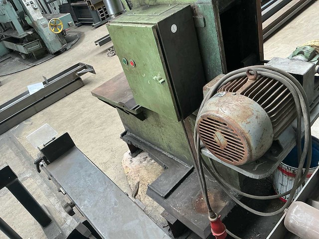 Cdw0010 hydraulische c-frame persmachine - afbeelding 17 van  22