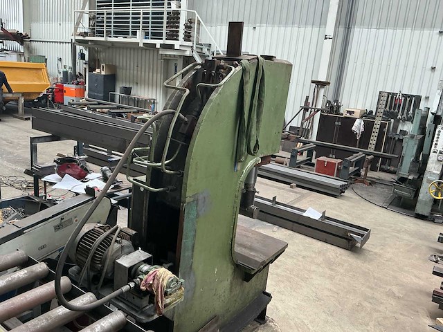 Cdw0010 hydraulische c-frame persmachine - afbeelding 20 van  22