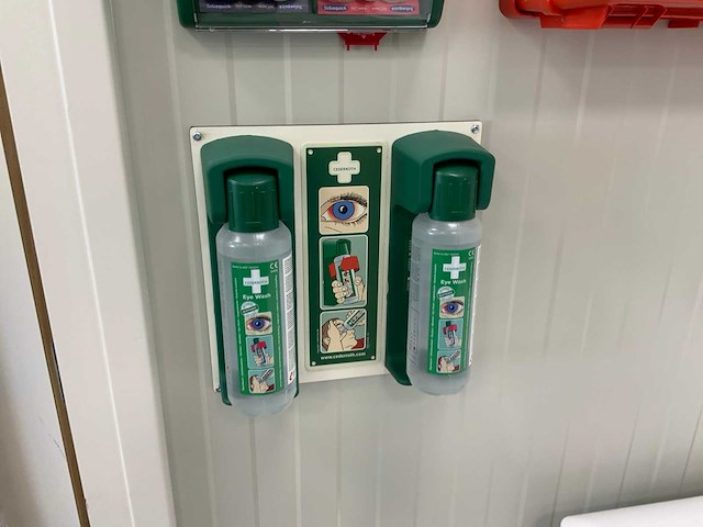 Cederroth / euro 2 ehbo-koffer en persoonlijke beschermingsmiddelen set - afbeelding 2 van  8