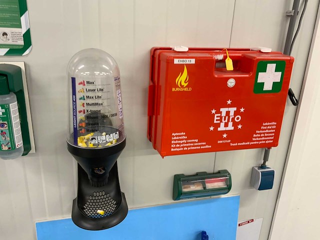 Cederroth / howard leight / burnsheild ehbo-koffer en persoonlijke beschermingsmiddelen set - afbeelding 7 van  9