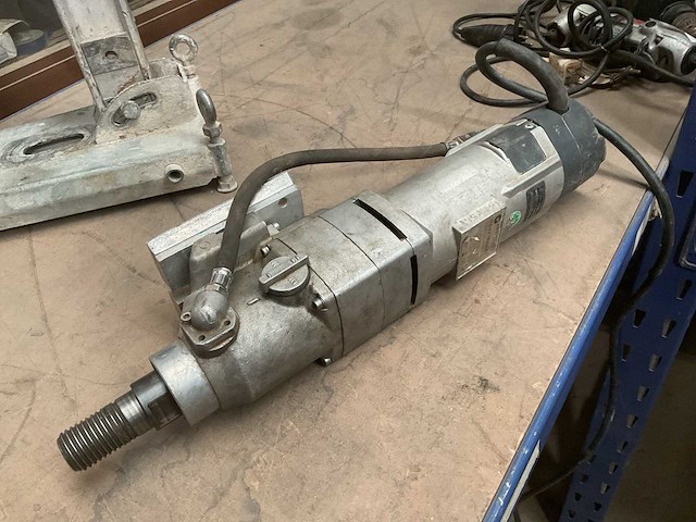 Cedima h-201 boorstandaard met kernboormachine - afbeelding 2 van  8