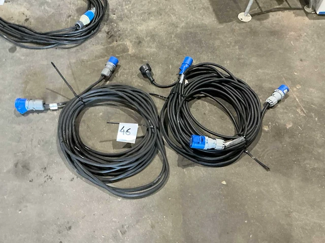 Cee verlengkabel (2x) - afbeelding 1 van  3