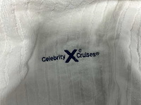 Celeberityxcruises badjas (7x) - afbeelding 7 van  9