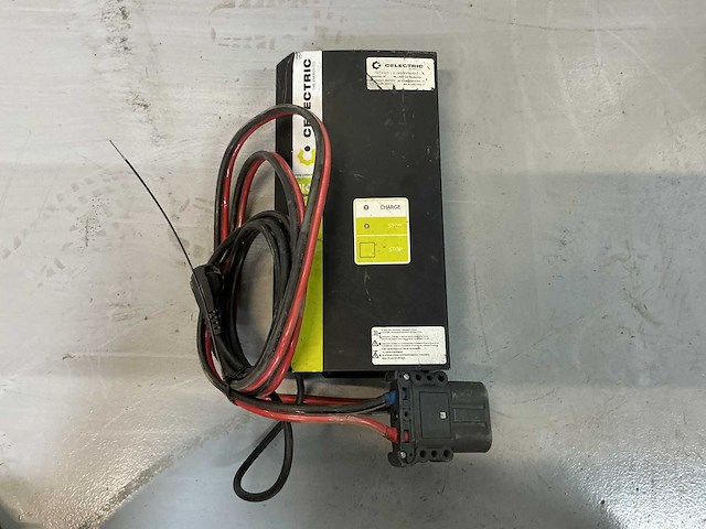 Celectric - 24v 60a - battery chargers - afbeelding 1 van  2