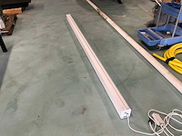 Celexon elektrische beamer scherm - afbeelding 1 van  4