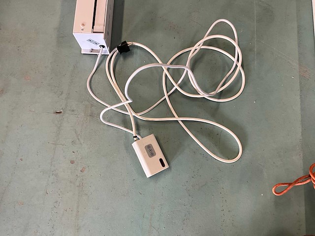 Celexon elektrische beamer scherm - afbeelding 2 van  4