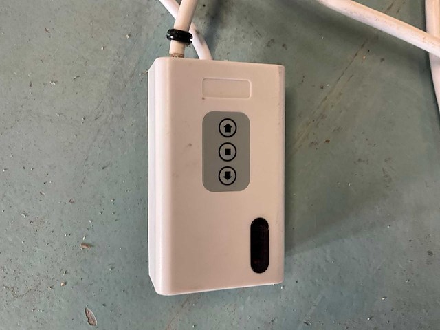 Celexon elektrische beamer scherm - afbeelding 3 van  4